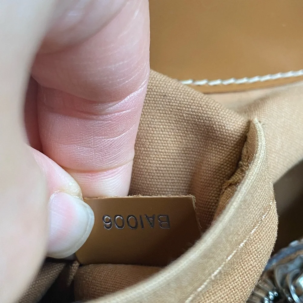 Used - Picture 12 of 13